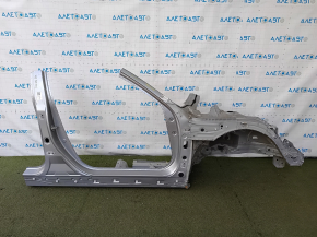 Чверть передня права Honda Accord 18-22 hybrid, відпиляна, з центральною стійкою, срібло