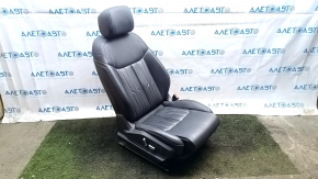 Пассажирское сидение Audi E-Tron 19-23 с airbag, электрическое, подогрев, кожа темно-серая, с перфорацией, белая строчка, с подголовником