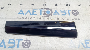 Накладка нижнього монітора центральної консолі верхня Audi E-Tron 19-23 чорний глянець, дрібні подряпини, побіліла