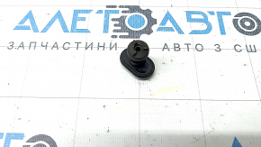 Відбійник кришки багажника правий верхній Mercedes A-class V177 19-22