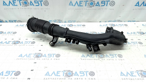 Повітряник на турбіну Mercedes A-class V177 19-22 M260 без датчика