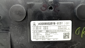 Плафон освещения передний Mercedes A-class V177 19-22 черный под панораму