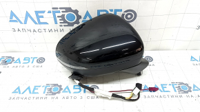 Общий вид правого бокового зеркала для Mercedes A-класса V177, черный глянец, без дефектов.