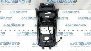 Вид с внутренней стороны накладки центральной консоли Mercedes A-class V177 2019-2022