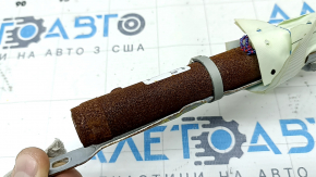 Крупный план пиропатрона подушки безопасности для Audi A5 F5 2018-2025