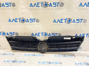 Решетка радиатора grill VW Jetta 11-14 USA без эмблемы