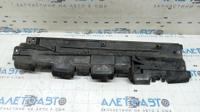 Дефлектор радіатора верхній Jeep Compass 22-22 2.4