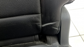Задний ряд сидений 2 ряд левый Ford Escape MK4 20-21 без airbag, кожа черная, перфорация, с подлокотником и ремнём, замята