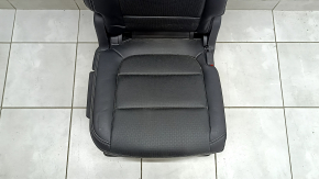 Кожаное сиденье для Ford Escape, вид сверху, покажет замятости на обивке