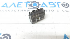 Підсвічування номера дверей багажника права Mazda CX-90 24-26