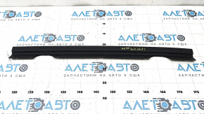 Ущільнювач дверей багажника верхній Mazda CX-90 24-26