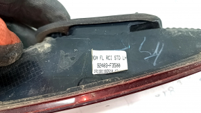Фонарь внутренний крышка багажника левый Hyundai Elantra AD 19-20 галоген, царапины