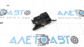 Кронштейн датчика подушки безпеки передній центральний Mazda CX-90 24-26