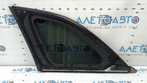 Форточка задняя правая для Mazda CX-90 2024-2026, стекло с черным молдингом.