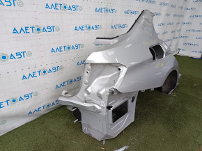 Четверть кузова BMW 3 F30 2012-2018, отпиленная, без значительных дефектов.