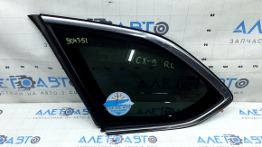 Форточка глухе скло задня ліва Mazda CX-9 16-23 хром, подряпини на хромі, надрив ущільнювача
