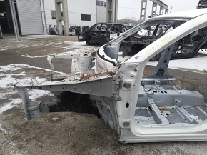 Чверть передня ліва Mazda CX-9 16-23 біла, на кузові