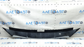 Накладка решетки радиатора верхняя grill Mazda CX-9 16-23 замята, царапины, потёрта