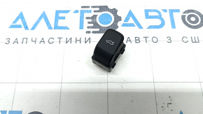 Кнопка відкриття кришки багажника Audi A3 8V 17-20 чорна
