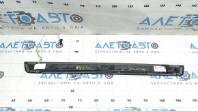 Накладка порога зовнішня передня права Audi A4 B9 17-25 S-Line з підсвічуванням, подряпини