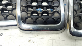 Решетка радиатора grill Jeep Cherokee KL 19-23 рест хром комплект 7шт, песок