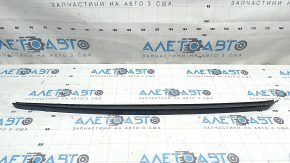 Молдинг лобового стекла правый Audi A4 B9 17-20 царапины
