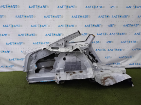 Задняя левая четверть Audi A6, хорошо сохранившаяся, готова к установке