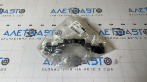 Кронштейн кріплення замка капота Lexus GX470 03-09