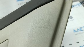Обшивка дверей картка задня права Toyota Camry v40 бежева з коричневим, вставка пластик, велюр підлокітник, з ручкою, під чистку, побілів пластик, подряпини