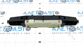Часы Toyota Camry v40 07-11 тычки