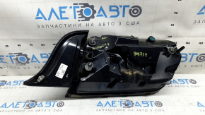 Фонарь левый Ford Mustang mk6 18-23 царапины