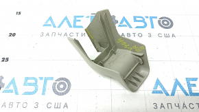 Заглушка салазки пассажирского сиденья задняя правая Toyota Camry v40 бежевая