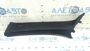 Накладка передньої стійки ліва верхня BMW X5 G05 19-23 чорна, із заглушкою, подряпини