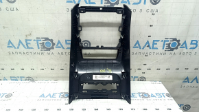Накладка центральной консоли задняя BMW X5 G05 19-25 черная, царапины