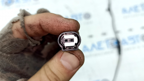 Фишка антенны Keyless BMW 7 G11 G12 16-22 в пороге