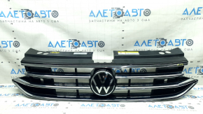 Решетка радиатора grill VW Tiguan 22-24 с эмблемой, под радар, песок