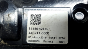 Фонарь внутренний дверь багажника правый Toyota Rav4 19-24 Japan built, потерт