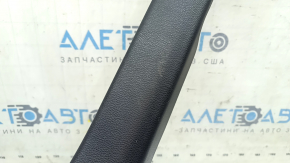 Накладка порога передняя правая Toyota Rav4 19-25 черная, потерта