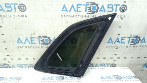 Форточка глухое стекло задняя левая Audi Q5 80A 18-25 с хром молдингом, царапины, дефект уплотнителя