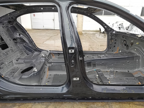 Стойка кузова центральная правая BMW 7 G12 16-22 на кузове, тычка