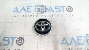 Центральный колпачок на диск Toyota Prius V 12-14 62/59мм черный