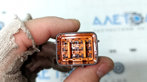 Фишка передней фары правая Subaru Forester 25-26 LED