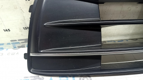 Решетка переднего бампера правая Audi Q5 80A 18-20 с хромом, песок