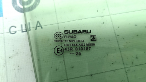 Стекло двери треугольник переднее правое Subaru Forester 25-26 зеленый оттенок