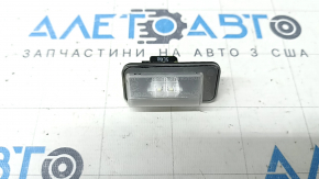 Підсвічування номера дверей багажника ліве Subaru Forester 25-26
