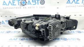 Фара передняя левая в сборе BMW 3 F30 16-18 LED