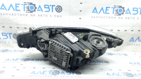 Фара передняя правая в сборе BMW 3 F30 16-18 LED