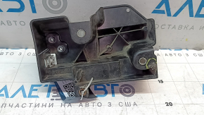Кронштейн радиатора правый Jeep Cherokee KL 19-23 2.0T пластик, сломана направляйка, нет фрагмента