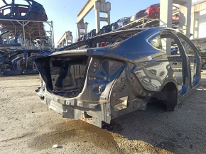 Задняя правая четверть кузова Ford Fusion mk5: вид сзади с указанием дефектов.