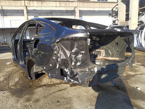 Общий вид поврежденного кузова Ford Fusion mk5 2013-2020 с задней левой четвертью